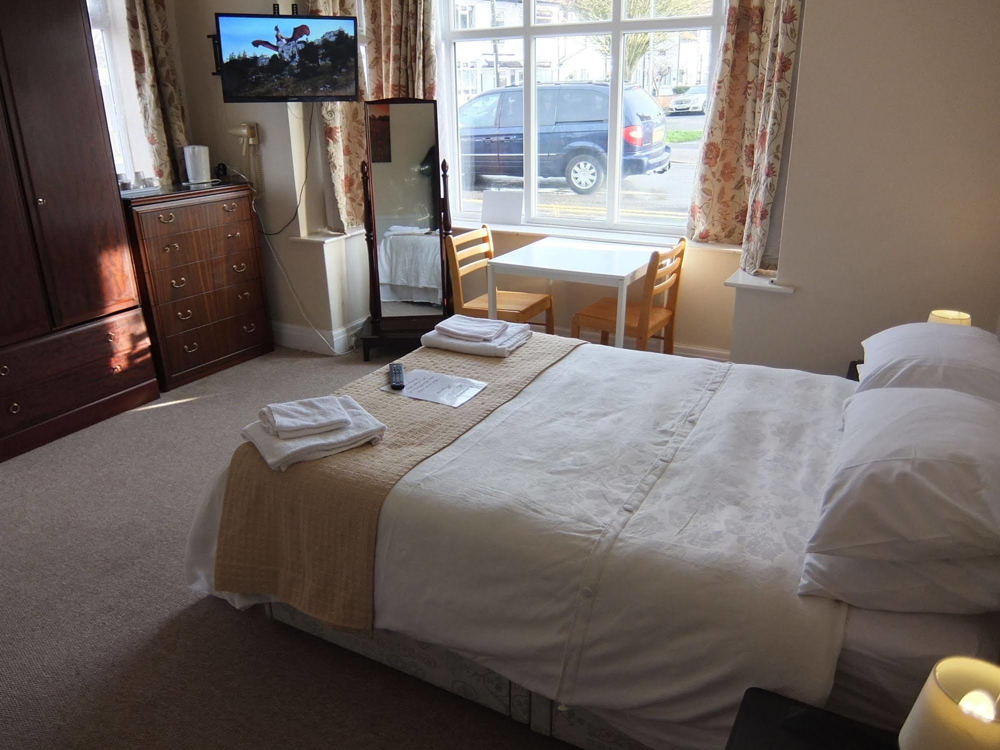 The Monsell Hotel 스케그니스 외부 사진
